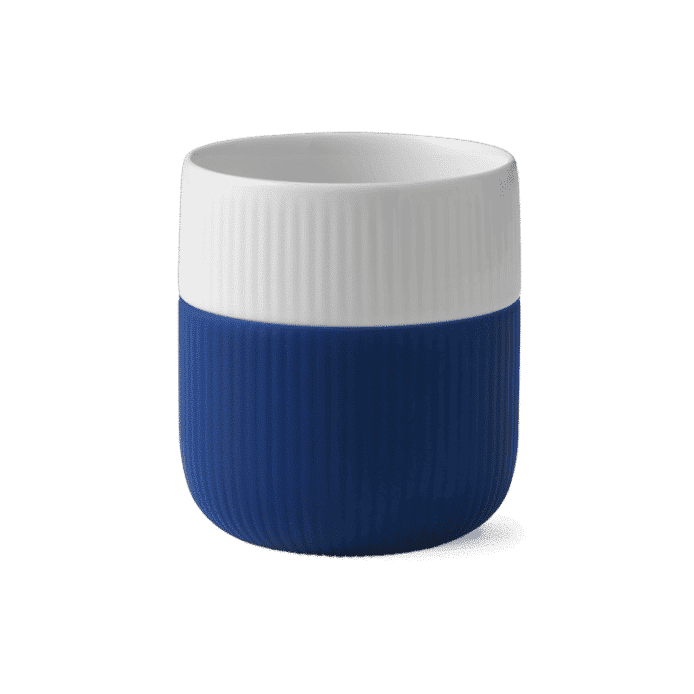 taza de porcelana azul